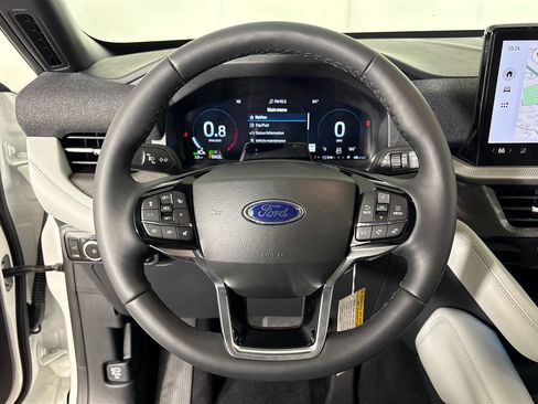New 2027 Ford Explorer Platinum AWD/4WD image 18