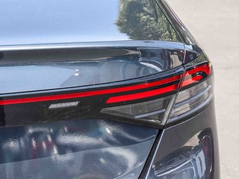 Used 2024 Honda Accord LX image 10