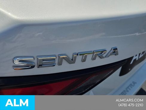 Used 2024 Nissan Sentra SV FWD image 13