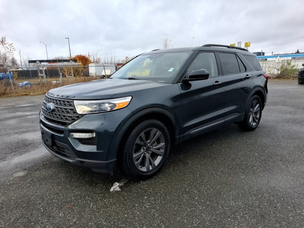 Used 2022 Ford Explorer XLT w/ Equipment Group 202A RWD image 4