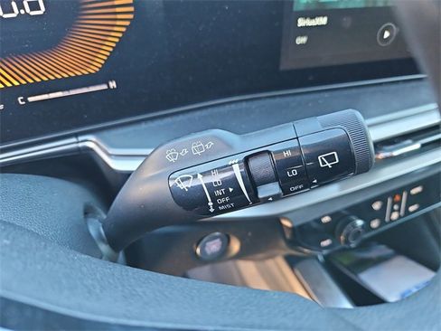 Certified 2025 Kia Sorento LX image 22