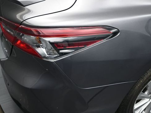 Used 2023 Toyota Camry LE FWD image 17