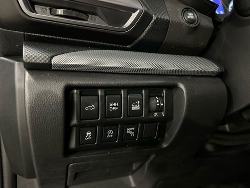 Used 2021 Subaru Forester Limited image 22