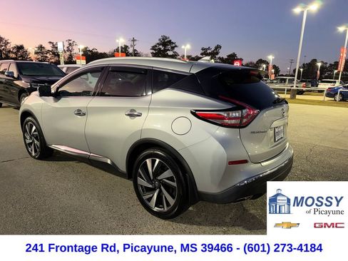 Used 2018 Nissan Murano Platinum image 3