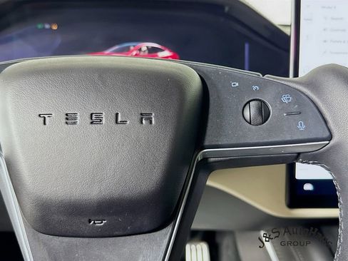 Used 2022 Tesla Model S Plaid image 14