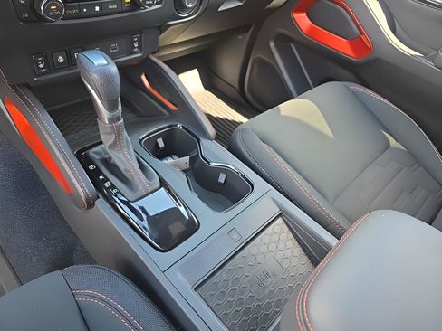 Used 2023 Nissan Frontier PRO-4X w/ Pro Convenience Package image 19