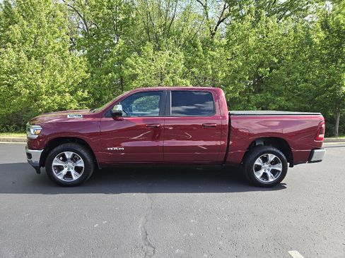 Used 2023 RAM 1500 Laramie AWD/4WD image 5
