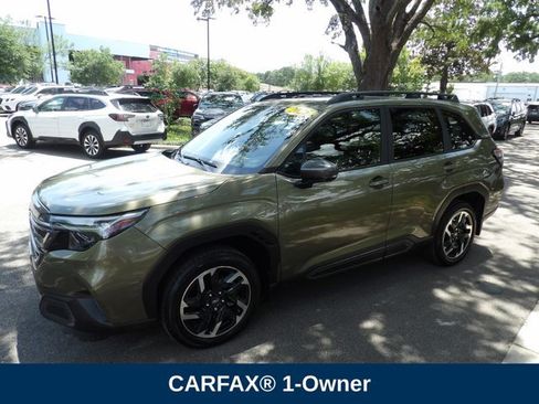 Certified 2025 Subaru Forester Limited AWD/4WD image 4