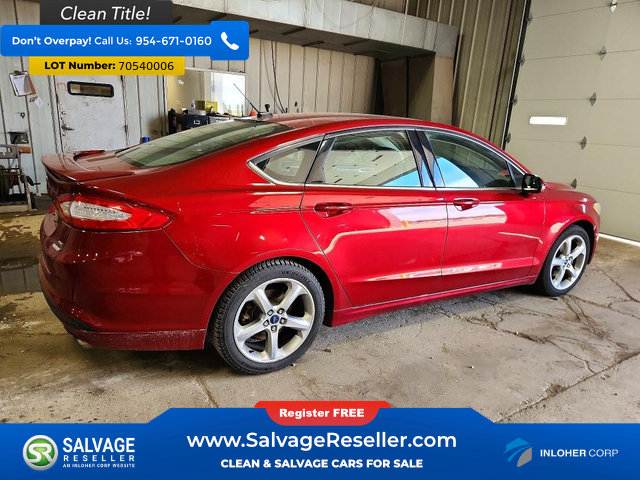Used 2016 Ford Fusion SE FWD image 4