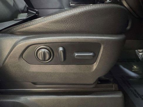 Used 2023 GMC Sierra 2500 Denali image 71