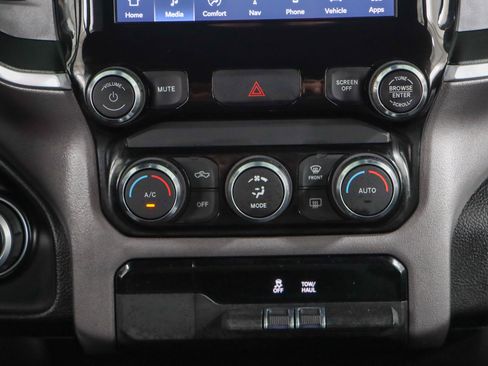 Used 2022 RAM 1500 Big Horn AWD/4WD image 20