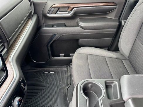 Used 2024 Chevrolet Silverado 2500 LT AWD/4WD image 13