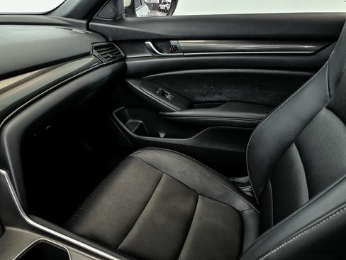 Used 2019 Honda Accord Sport image 23