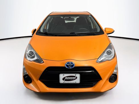 Used 2015 Toyota Prius C Two image 4