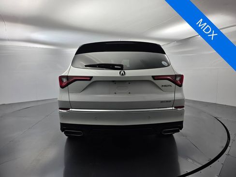 Used 2024 Acura MDX SH-AWD w/ Advance Package image 5