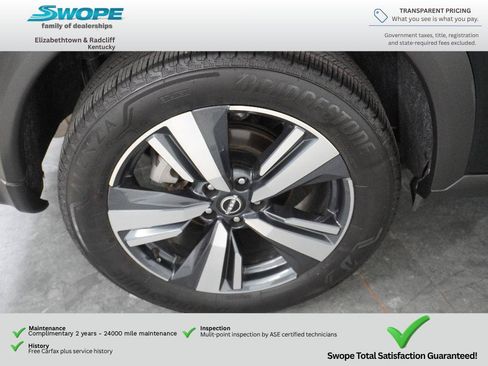 Used 2026 Nissan Rogue SL AWD/4WD image 28