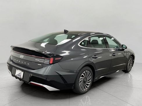 New 2026 Hyundai Sonata SEL FWD image 3