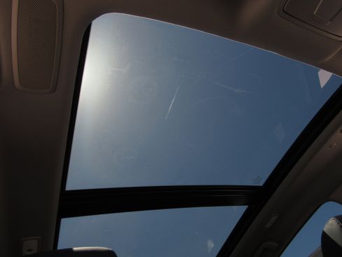 Used 2025 Acura RDX SH-AWD w/ Technology Package image 8