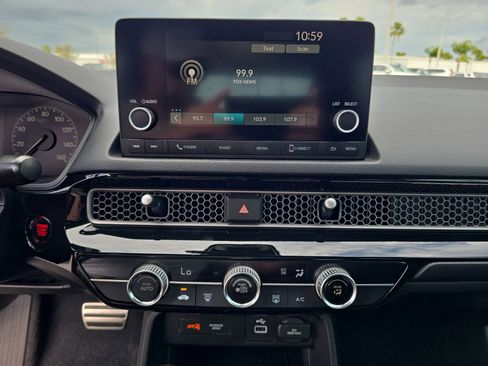 Used 2022 Honda Civic Sport image 17