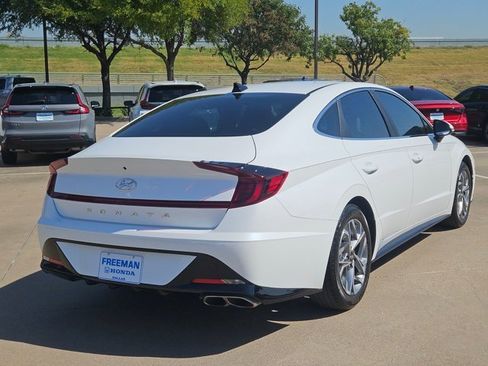 Used 2022 Hyundai Sonata SEL w/ Cargo Package image 5