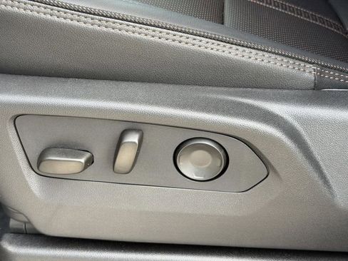 New 2026 Chevrolet Suburban High Country image 44