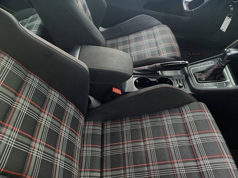 Used 2016 Volkswagen GTI S FWD image 11