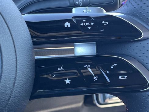 Certified 2024 Mercedes-Benz GLB 250 image 26