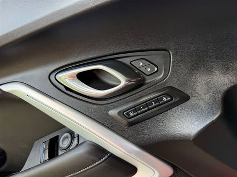 Used 2019 Chevrolet Camaro SS RWD image 48