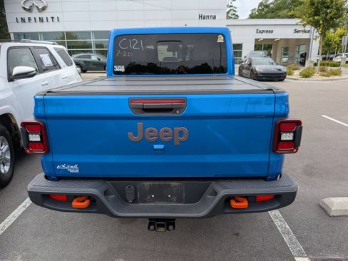 Used 2020 Jeep Gladiator Mojave w/ Dual Top Group AWD/4WD image 4