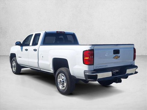 Used 2015 Chevrolet Silverado 2500 LT w/ LT Convenience Package image 7