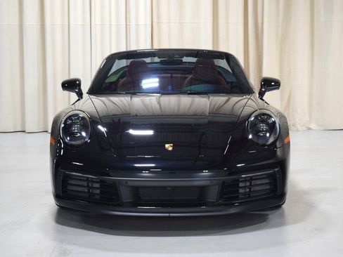 Used 2024 Porsche 911 Carrera 4S image 9
