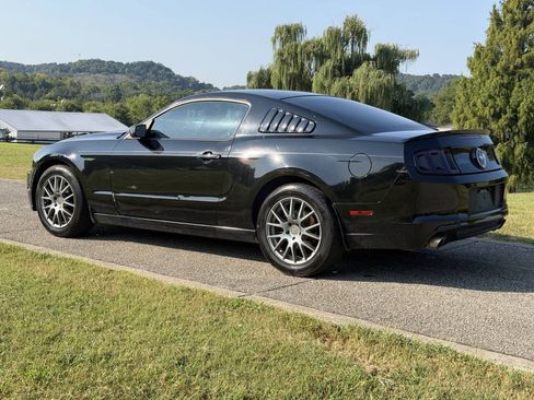 Used 2014 Ford Mustang Coupe w/ Equipment Group 102A RWD image 4