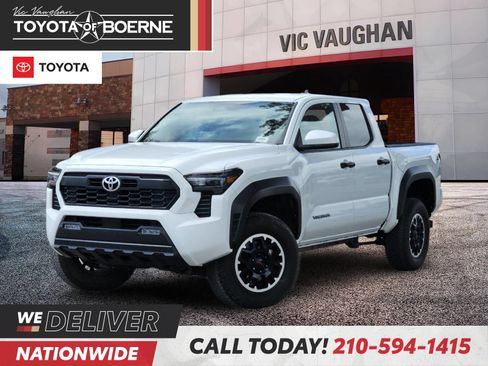 Certified 2024 Toyota Tacoma TRD Off-Road AWD/4WD image 1