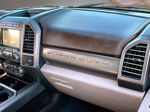 Used 2019 Ford F250 Limited w/ FX4 Off-Road Package image 26