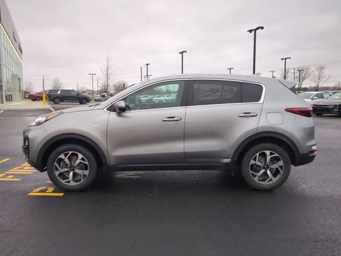 Used 2021 Kia Sportage LX w/ LX AWD Popular Package image 7