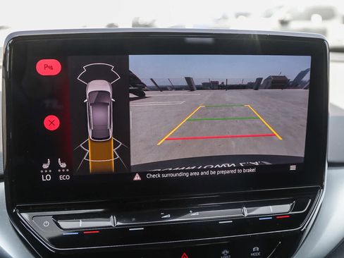 Used 2022 Volkswagen ID.4 Pro image 23