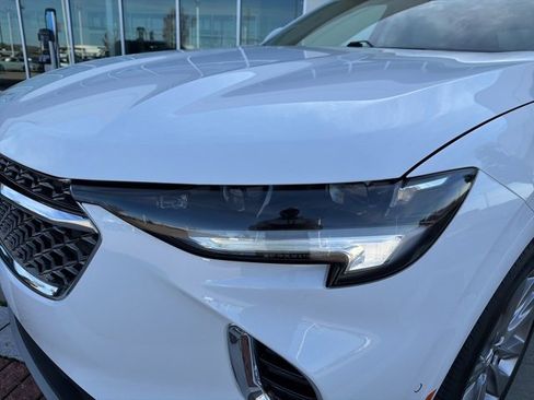 Used 2022 Buick Envision Avenir w/ Technology Package II image 8