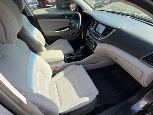 Used 2018 Hyundai Tucson SEL AWD/4WD image 29