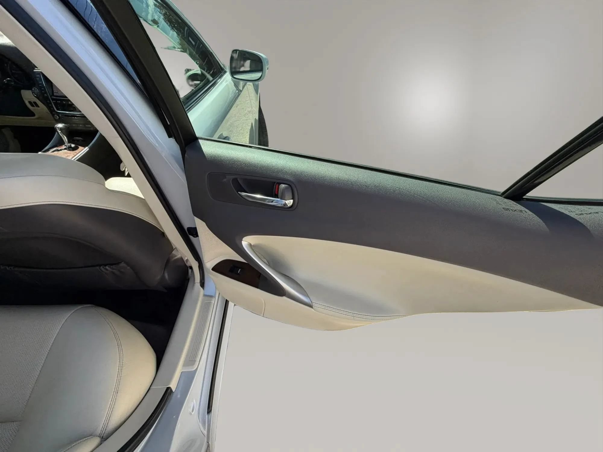 Used 2011 Lexus IS 350 w/ Premium Pkg Value Edition RWD image 29