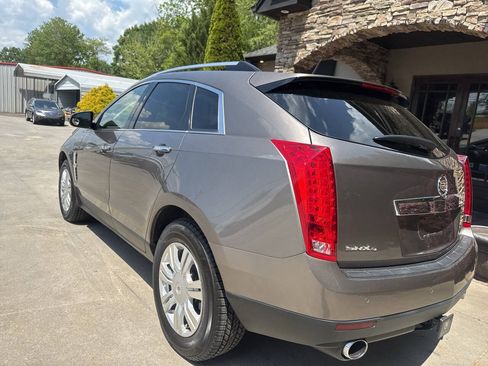 Used 2011 Cadillac SRX Luxury AWD/4WD image 3