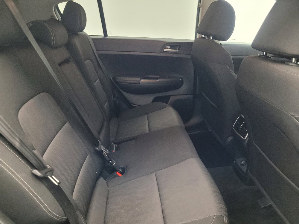 Used 2021 Kia Sportage LX FWD image 19