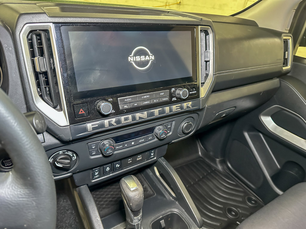 Used 2025 Nissan Frontier SV w/ SV Convenience Package AWD/4WD image 29