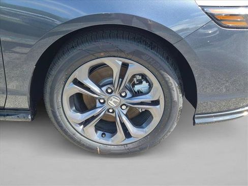 New 2026 Honda Accord EX-L image 9