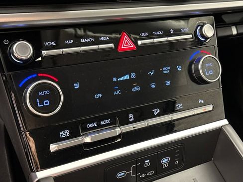 Used 2026 Hyundai Santa Fe SEL FWD image 39