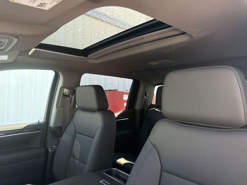 New 2026 GMC Sierra 1500 Elevation w/ Elevation Premium Package AWD/4WD image 19