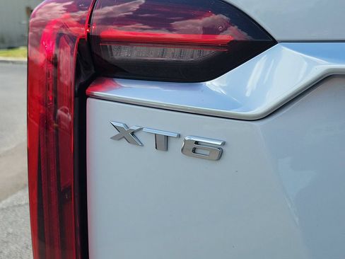 Certified 2024 Cadillac XT6 Premium Luxury w/ Platinum Package FWD image 28