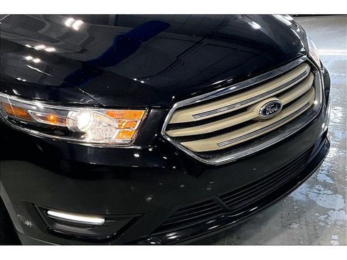 Used 2016 Ford Taurus SEL w/ Equipment Group 201A image 31