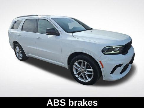 Used 2024 Dodge Durango GT image 9