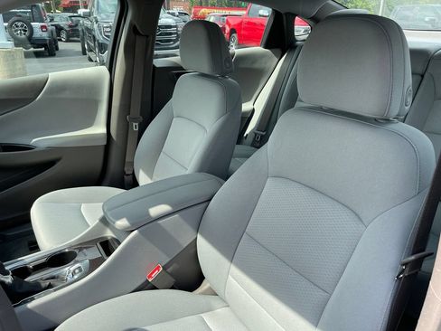 Used 2023 Chevrolet Malibu LT FWD image 14