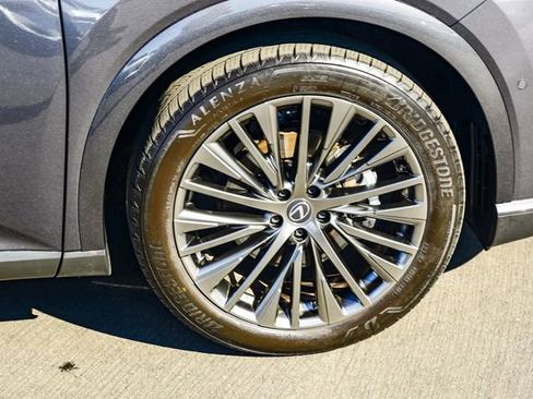 Used 2025 Lexus RX 450h AWD w/ Luxury Package image 10